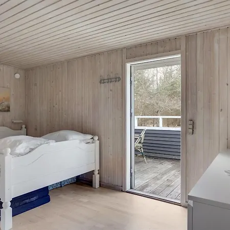 Semesterbostad Aneline - 700m From The Sea By Interhome