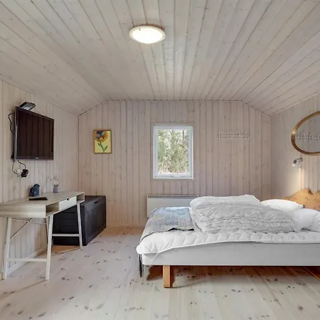 Semesterbostad Aneline - 700m From The Sea By Interhome *