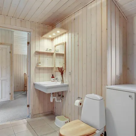 Semesterbostad Aneline - 700m From The Sea By Interhome Saltum
