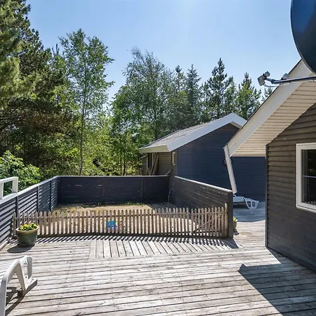 Aneline - 700m From The Sea By Interhome *